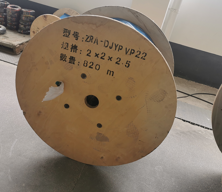 ZRA-DJYPVP22   2*2*2.5