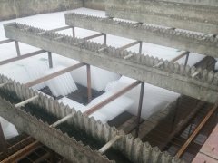 污水處理池斜管填料上的污泥怎么清洗？